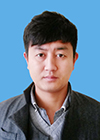 李成伟